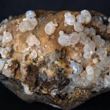 Cuarzo (variedad calcedonia) y Clinoptilolita
8.5 x 6.5 cm
(Autor: Pedro Antonio)