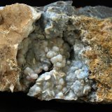 Cuarzo (variedad calcedonia)
17 x 10.5 cm
(Autor: Pedro Antonio)