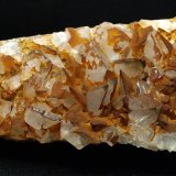 Calcita
17 x 6.5 cm
(Autor: Pedro Antonio)