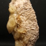 Calcita
13.5 x 6 cm
(Autor: Pedro Antonio)