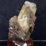 Calcita
8 x 4.5 cm
(Autor: Pedro Antonio)