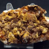 Calcita con óxidos de hierro
9 x 5.5 cm
(Autor: Pedro Antonio)