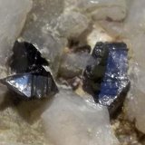 Casiterita
5 mm. el cristal más grande
(Autor: Antonio GG)