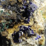 Azurita
Cristal mayor 0,5 cm
(Autor: Frederic Varela)