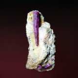 Corindon (variedad rubí)
7 x 3 cm.
(Autor: Antonio P. López)