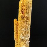 Romeíta (Grupo), 'Stibiconita' ('Estibiconita')
9 x 3 cm.
(Autor: Antonio P. López)
