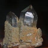 Cuarzo (variedad cristal de roca), y Pirita.
6,5 x 5 cm.
(Autor: Rafael varela olveira)