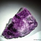 Clinocloro (variedad clinocloro crómico / kämmererita)
60x30 mm.
(Autor: Jesus Franquesa Baucells)