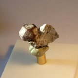 Pirita
Medidas pieza: 2,1x1,6x1,2 cm
(Autor: Sergio Pequeño)