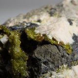 Galena, Piromorfita-Mimetita y Wulfenita
Encuadre 2,5 x 2 cm aprox.
(Autor: heat00)
