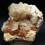 calcita
8 x 6.5 cm
(Autor: Pedro Antonio)