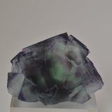 Fluorita
5,5 x 4 x 3 cm
(Autor: Raúl S. Llorente)