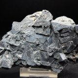 Hematites pseudo Magnetita (variedad martita))
11 x 7.5 cm
(Autor: Pedro Antonio)