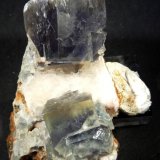 Fluorita, cuarzo
60 x 40 mm.
(Autor: Jesus Franquesa Baucells)