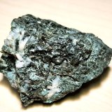 Ludwigita, Cuarzo, Calcita
64 mm x 55 mm. Masa: 117 g.
(Autor: Carles Millan)