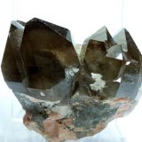 Cuarzo (variedad ahumado)
Medida: 5,1 x 4,5 x 2,5 cm
(Autor: Sergio Pequeño)