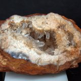 Celestina
6 x 4 cm
(Autor: Pedro Antonio)