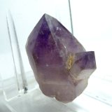 Cuarzo (variedad amatista)
Medida: 3,5x2,5x2,5 cm
(Autor: Sergio Pequeño)