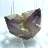 Cuarzo (variedad amatista)
Medida: 3,6x2,6x2 cm
(Autor: Sergio Pequeño)