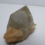 Cuarzo
2,2 x 1,5 cm
(Autor: heat00)