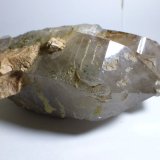 Cuarzo
13,1 x 6,2 x 5,3 cm
(Autor: heat00)