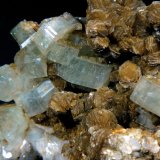 Fluorapatito
Cristales de 1 cm.
(Autor: Antonio P. López)