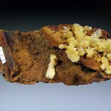 Adamita
10 x 5 cm.
(Autor: Antonio P. López)