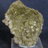 Cuarzo y Clinozoisita
8 x 6.5 cm
(Autor: Pedro Antonio)