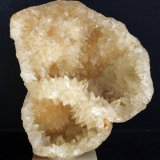 Calcita
10 x 9.5 cm
(Autor: Pedro Antonio)