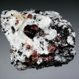 Zircón
7 x 5 cm.
(Autor: Antonio P. López)