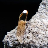 Topacio
Cristal de 15 mm.
(Autor: Antonio P. López)