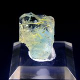 Topacio
2,5 x 2,2 cm.
(Autor: Antonio P. López)