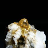 Topacio
Cristal de 1 cm.
(Autor: Antonio P. López)