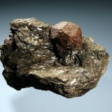 Almandino (Grupo Granate)
6 x 4 cm.
(Autor: Antonio P. López)