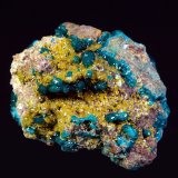 Dioptasa, Piromorfita, Mimetita
6 x 6 cm
(Autor: Antonio P. López)