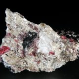Agrellita, Eudialita, Aegirina
7 x 5 cm.
(Autor: Antonio P. López)