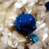Cavansita y Stilbita-Ca (Estilbita-Ca)
Esfera de 2 cm.
(Autor: Antonio P. López)