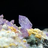 Cuarzo (variedad amatista)
Cristal de 10 mm.
(Autor: Antonio P. López)
