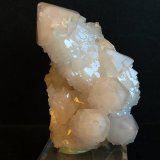 Cuarzo
10 x 6 cm
(Autor: Pedro Antonio)