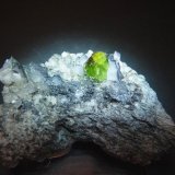 Titanita
60x40 mm., cristal 10x8 mm.
(Autor: Jesus Franquesa Baucells)