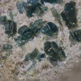 Roedderita
Conjunto de 1,5 mm
(Autor: Jorgina-Agusti-Màrius)
