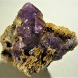 Fluorita, barita, cuarzo
7 x 6 cm
(Autor: Frederic Varela)