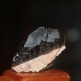 Cuarzo (variedad ahumado)
4 x 4,5 cm.
(Autor: Rafael varela olveira)