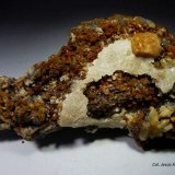 Clinohumita y Forsterita.
80x45 mm.
(Autor: Jesus Franquesa Baucells)