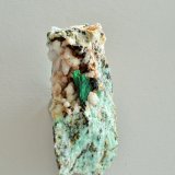 Malaquita, Cuarzo, Calcopirita
5,5 x 3 x 2,5 cm
(Autor: Raúl S. Llorente)