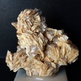 Fluorita, Barita
7 x 6.5 cm
(Autor: Pedro Antonio)