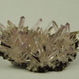 Cuarzo
5.5 x 4.3 x 2.2 centimetros
(Autor: Ricardo Melendez)