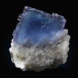 Fluorita
7.5 x 6.5cm, cristal de 4.5cm de arista
(Autor: Raul Vancouver)