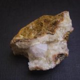Analcima
Pieza: 4 x 3 cm.; cristal: 1 cm.
(Autor: Antonio Alcaide)