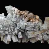 Aragonito
80 x 44 x 26 mm.
(Autor: José Luis Zamora)